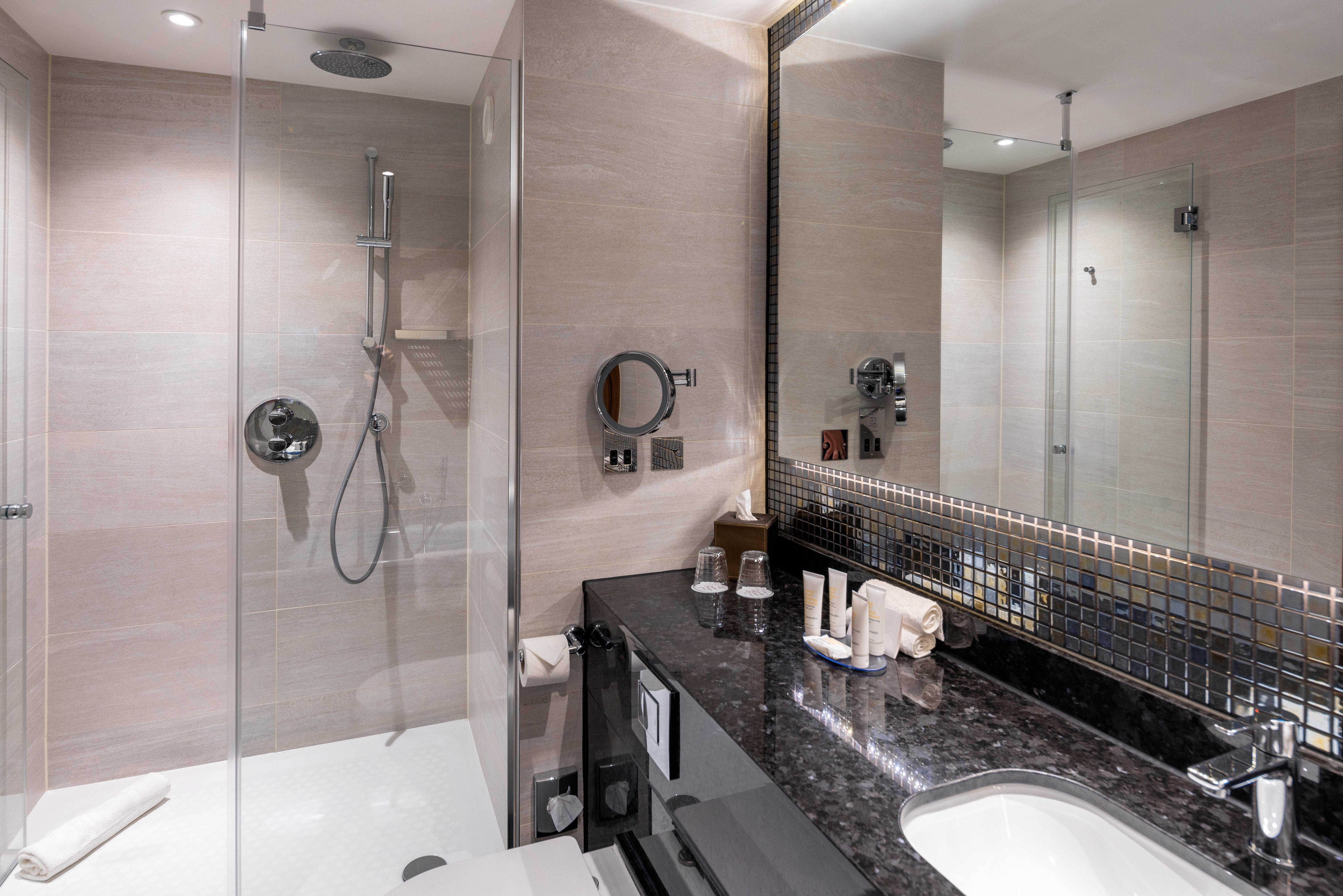 Crowne Plaza London Heathrow T4 By Ihg Hotel Hillingdon Buitenkant foto