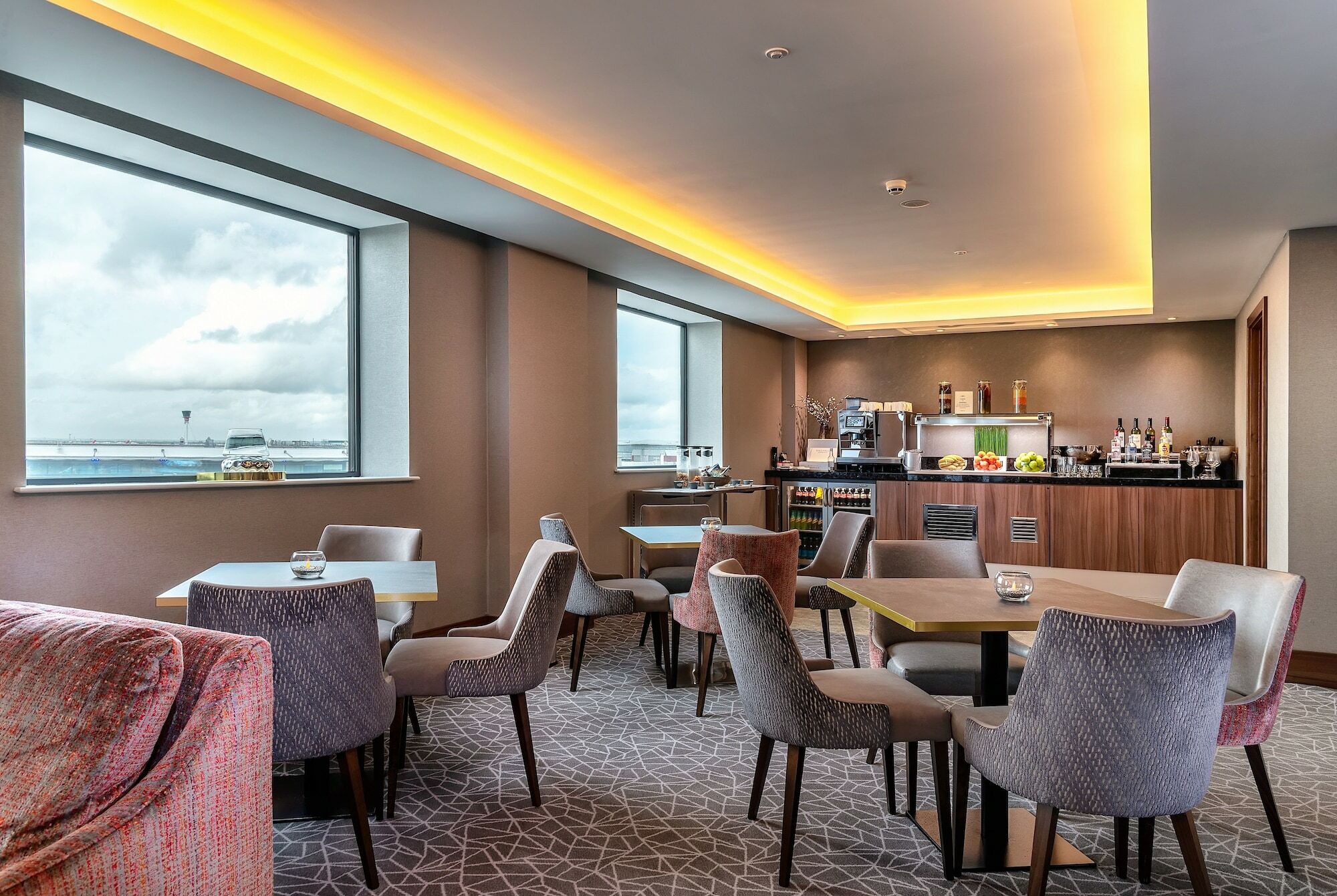 Crowne Plaza London Heathrow T4 By Ihg Hotel Hillingdon Buitenkant foto