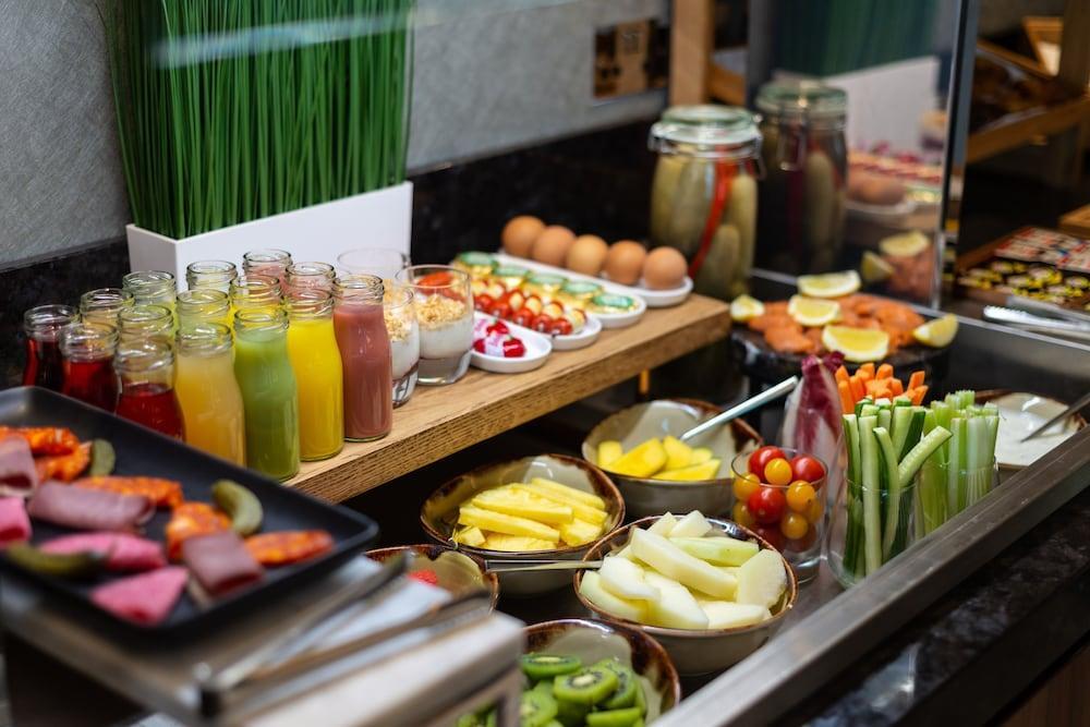 Crowne Plaza London Heathrow T4 By Ihg Hotel Hillingdon Buitenkant foto
